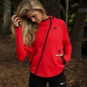 Nike Tech Fleece Butterfly Red